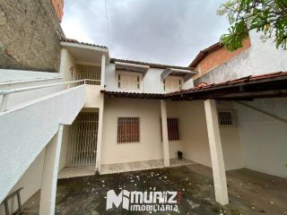 Casa Para Alugar com 2 quartos no bairro Aeroporto em Aracaju!