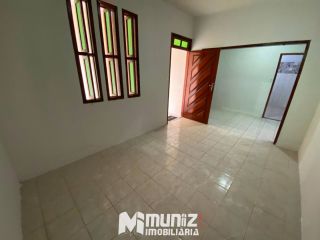 Casa Para Alugar com 2 quartos no bairro Aeroporto em Aracaju!