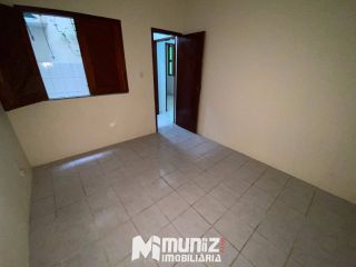 Casa Para Alugar com 2 quartos no bairro Aeroporto em Aracaju!