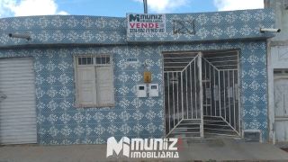 Casa Para Vender no bairro Centro em Carira!