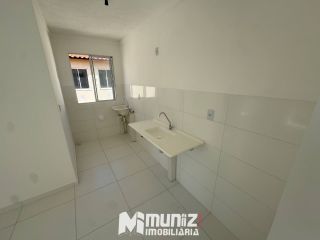 Apartamento Para Alugar com 2 quartos no Condominio Villa dos Coqueiros - Barra dos Coqueiros