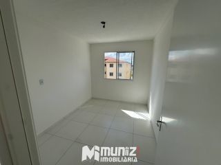 Apartamento Para Alugar com 2 quartos no Condominio Villa dos Coqueiros - Barra dos Coqueiros