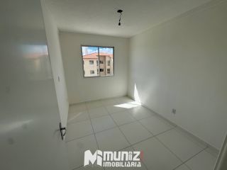 Apartamento Para Alugar com 2 quartos no Condominio Villa dos Coqueiros - Barra dos Coqueiros