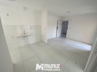 Apartamento Para Alugar com 2 quartos no Condominio Villa dos Coqueiros - Barra dos Coqueiros