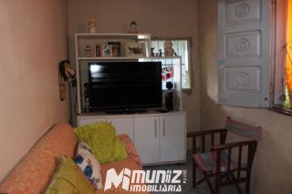 Imóvel com 3 Casas à Venda – Rua Raimundo Augustinho Bezerra, Santos Dumont