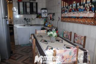 Imóvel com 3 Casas à Venda – Rua Raimundo Augustinho Bezerra, Santos Dumont