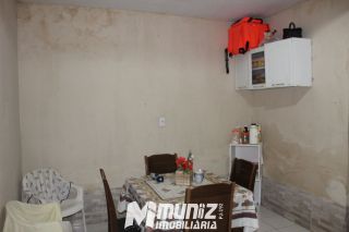 Imóvel com 3 Casas à Venda – Rua Raimundo Augustinho Bezerra, Santos Dumont