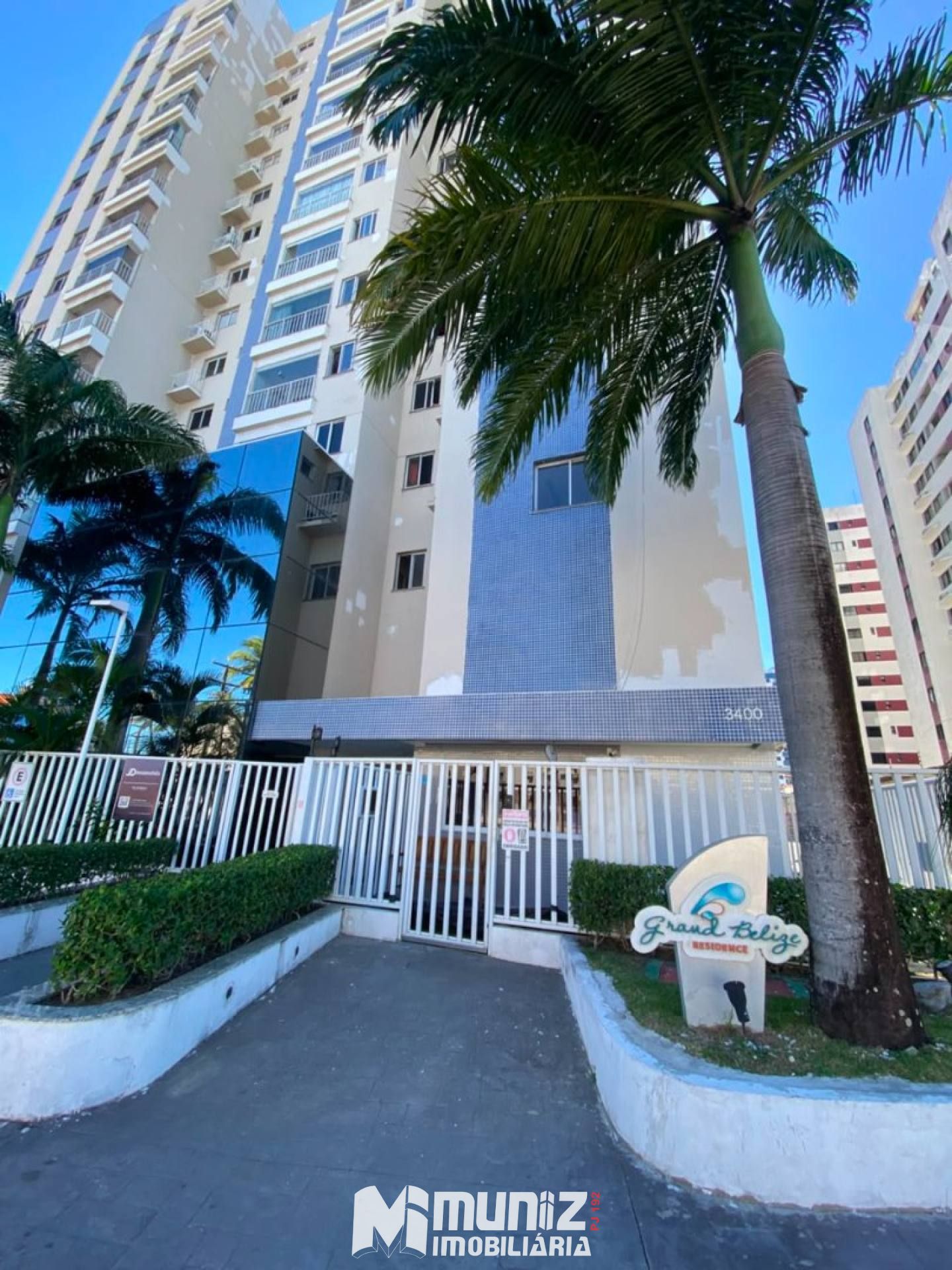 Apartamento Para Vender com 3 quartos no bairro Farolândia em Aracaju!