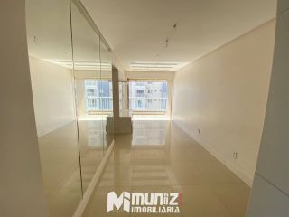 Apartamento Para Vender com 3 quartos no bairro Farolândia em Aracaju!