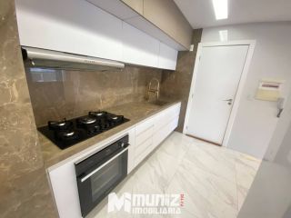 Apartamento para Alugar com 2 suítes no bairro Atalaia em Aracaju!