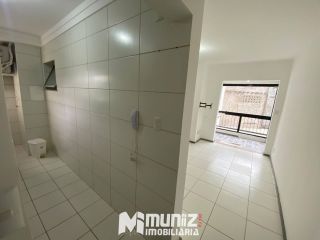 Apartamento Para Alugar com 3 quartos no bairro Aeroporto em Aracaju!