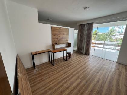 Casa para alugar com 4 quartos no bairro Atalaia!