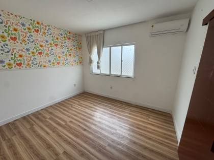 Casa para alugar com 4 quartos no bairro Atalaia!