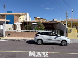 ALUGA-SE CASA NO COND. ATLANTIC BEACH II,PROXIMO A  PRAIA
