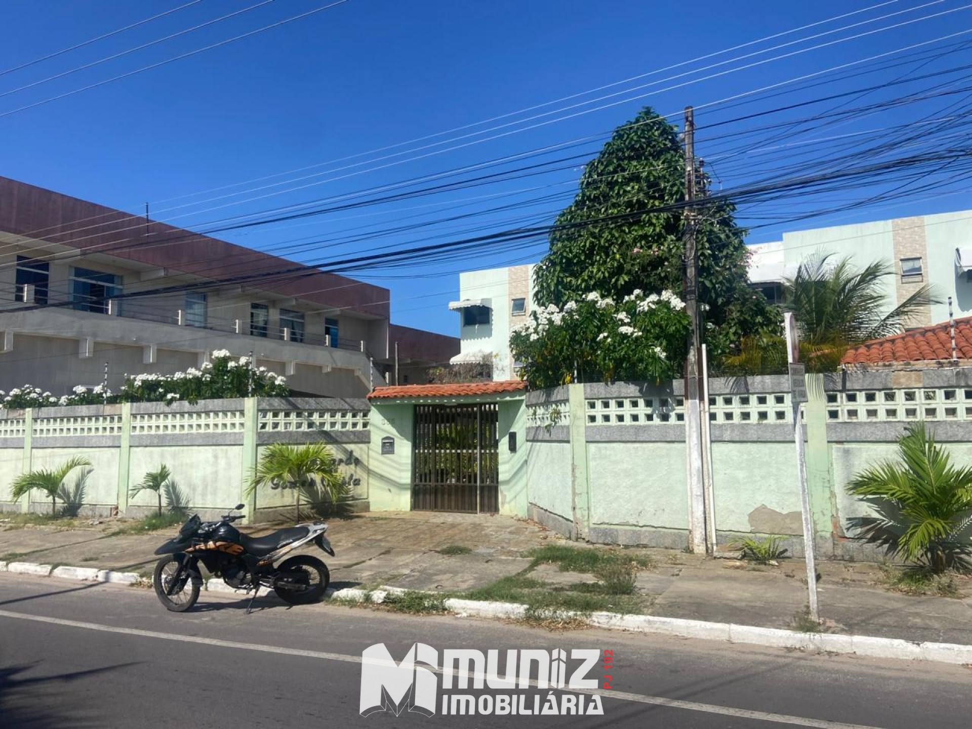 Apartamento Mobiliado para Alugar no Edifício Eduardo Gomes Costa no Bairro Atalaia!