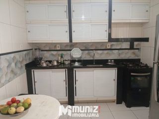 Casa à venda na Av Doutor José Calumby - Bairro Suíssa!