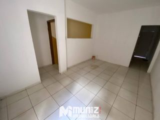 Vende-se Imóvel Comercial na Av. Mamede Paes Mendonça - Bairro Centro!