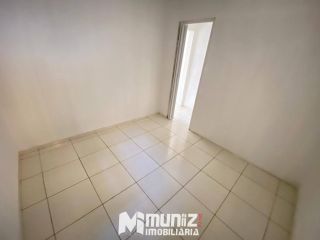 Vende-se Imóvel Comercial na Av. Mamede Paes Mendonça - Bairro Centro!