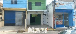 Vende-se Imóvel Comercial na Av. Mamede Paes Mendonça - Bairro Centro!