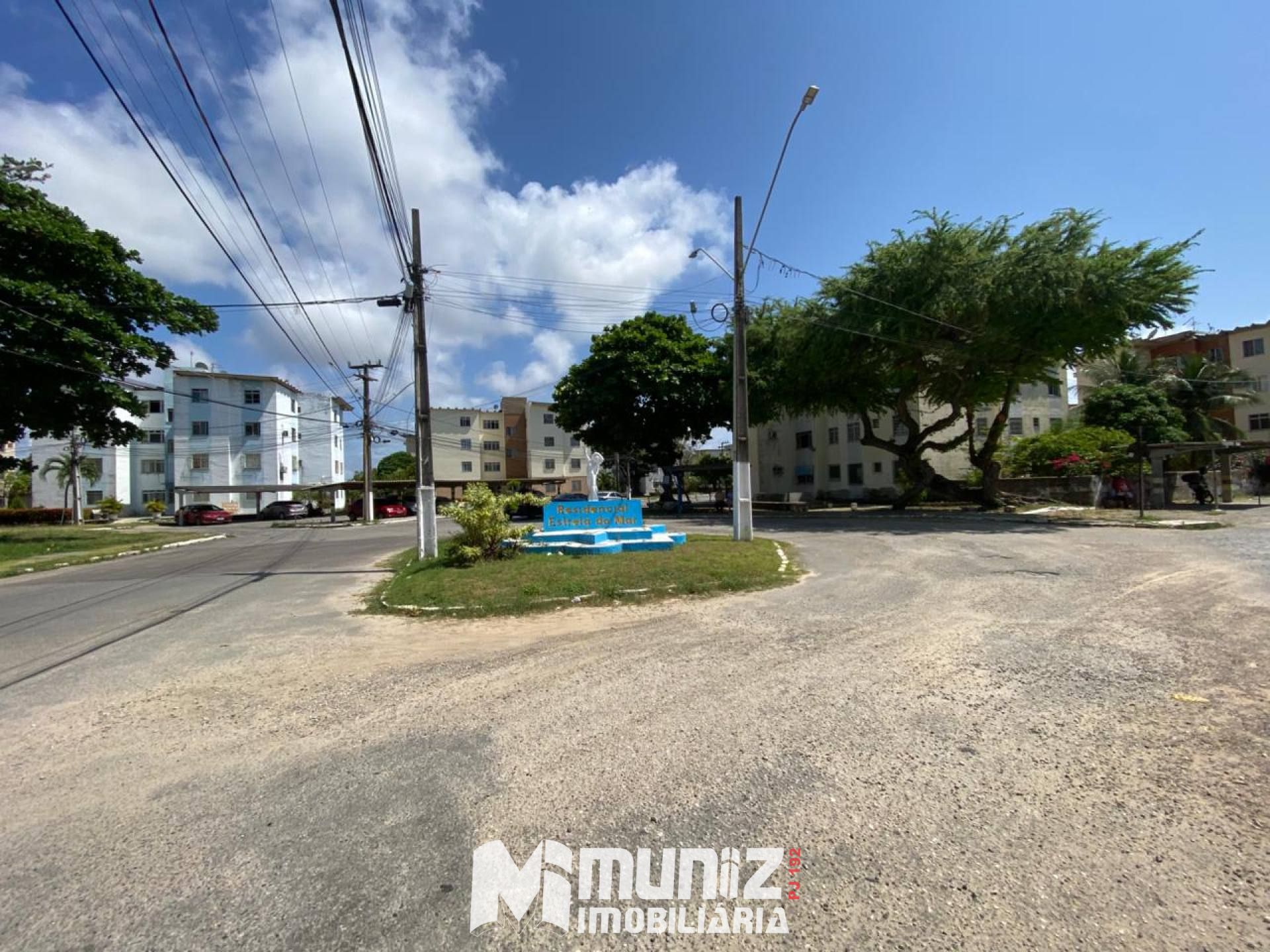 Aluga-se Apartamento no Condomínio Estrela do Mar - Bairro Atalaia