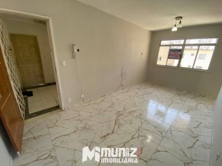 Aluga-se Apartamento no Condomínio Estrela do Mar - Bairro Atalaia