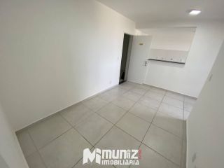 Aluga-se Apartamento no Condomínio Golden Village Residence - Barra dos Coqueiros