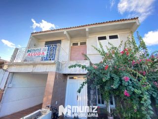 Vende-se Casa com 2 Pavimentos no Bairro Salgado Filho!
