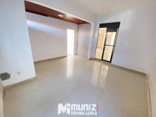 Vende-se Casa com 2 Pavimentos no Bairro Salgado Filho!