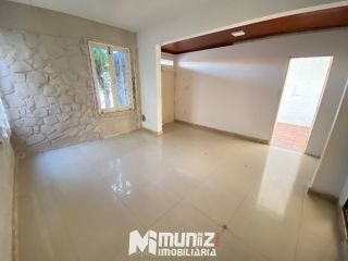 Vende-se Casa com 2 Pavimentos no Bairro Salgado Filho!