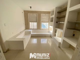 Vende-se Casa com 2 Pavimentos no Bairro Salgado Filho!