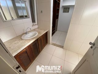 Vende-se Casa com 2 Pavimentos no Bairro Salgado Filho!