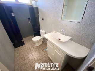 Vende-se Casa com 2 Pavimentos no Bairro Salgado Filho!
