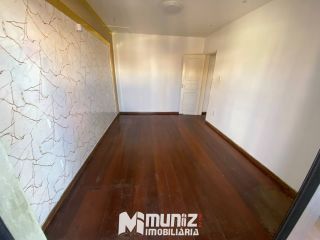 Vende-se Casa com 2 Pavimentos no Bairro Salgado Filho!