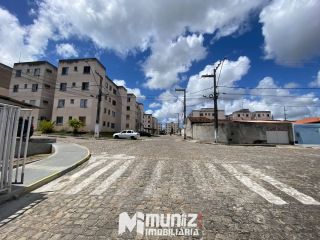 Aluga-se Apartamento no Condomínio Vila Real Próximo à UFS - Região do Rosa Elze