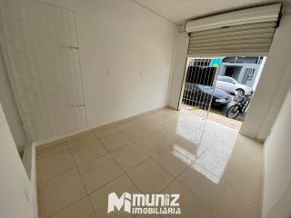 ALUGA-SE SALA COMERCIAL  BAIRRO SÃO JOSÉ