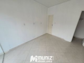 Alugue Já: Sala Comercial Na Rua Senador Rolemberg