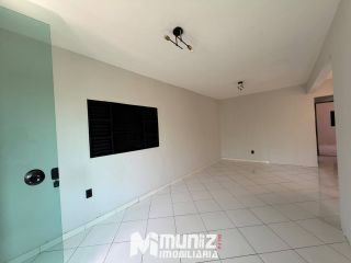 Casa para Alugar na Rua Prof. Franco Freire - Bairro Jabotiana