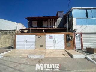 Aluga-se Excelente Casa Parte Superior - Bairro Atalaia