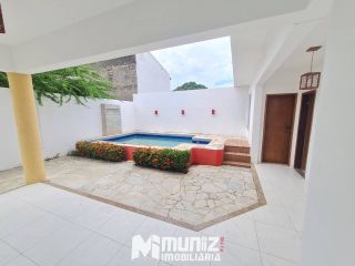 ALUGA-SE CASA C/02 PAVIMENTOS - BAIRRO NA ATALAIA