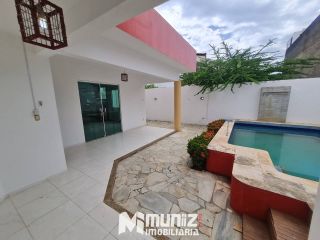 ALUGA-SE CASA C/02 PAVIMENTOS - BAIRRO NA ATALAIA