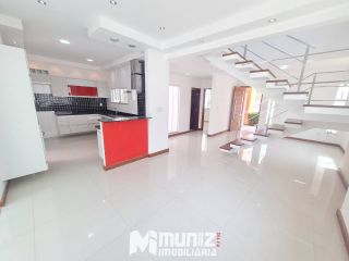 ALUGA-SE CASA C/02 PAVIMENTOS - BAIRRO NA ATALAIA