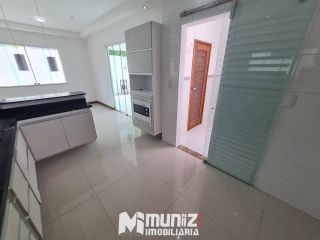 ALUGA-SE CASA C/02 PAVIMENTOS - BAIRRO NA ATALAIA