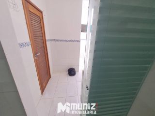 ALUGA-SE CASA C/02 PAVIMENTOS - BAIRRO NA ATALAIA