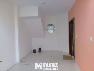 Casa Com 2 Pavimentos Para Alugar Na Rua Maria Oliveira Mendonça - Farolândia