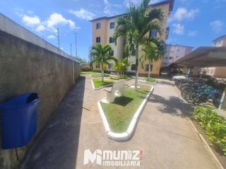 VENDE-SE APT NO CONDOMINIO SOLAR DA BARRA