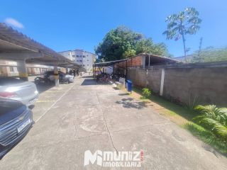 VENDE-SE APT NO CONDOMINIO SOLAR DA BARRA