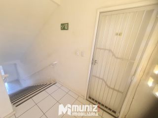 VENDE-SE APT NO CONDOMINIO SOLAR DA BARRA