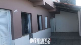 VENDE-SE CASA NA RUA PORTO ALEGRE - BAIRRO SIQUEIRA CAMPOS