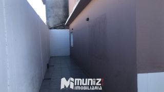 VENDE-SE CASA NA RUA PORTO ALEGRE - BAIRRO SIQUEIRA CAMPOS