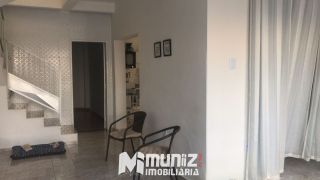 VENDE-SE CASA NA RUA PORTO ALEGRE - BAIRRO SIQUEIRA CAMPOS